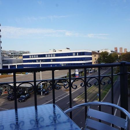 Hitrental Altstetten Apartments チューリッヒ エクステリア 写真