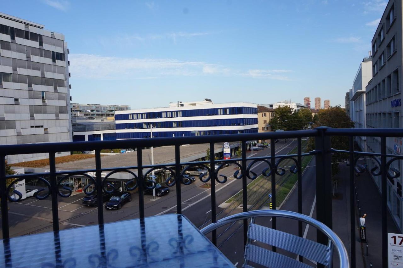 Hitrental Altstetten Apartments チューリッヒ エクステリア 写真