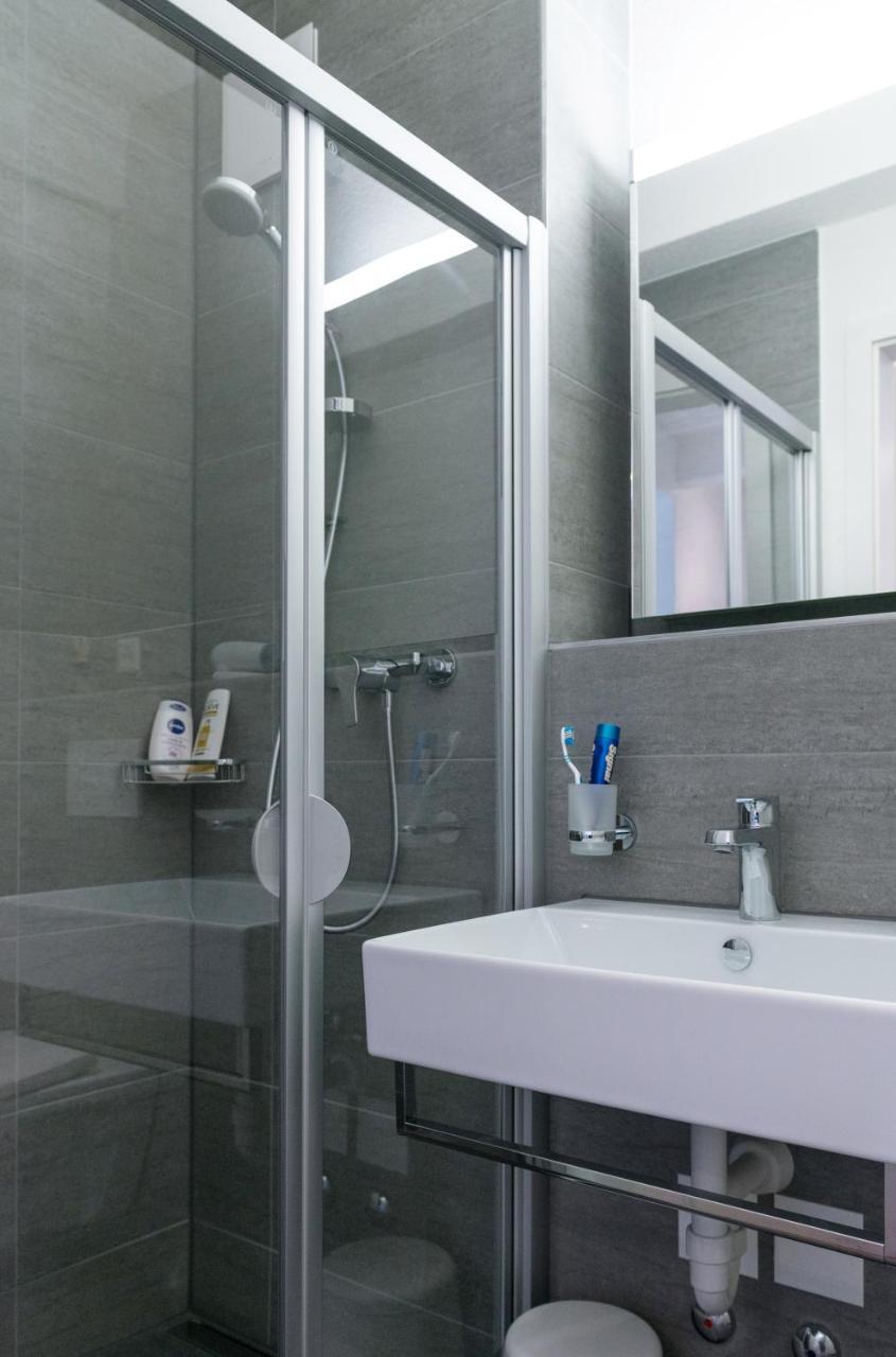 Hitrental Altstetten Apartments チューリッヒ エクステリア 写真